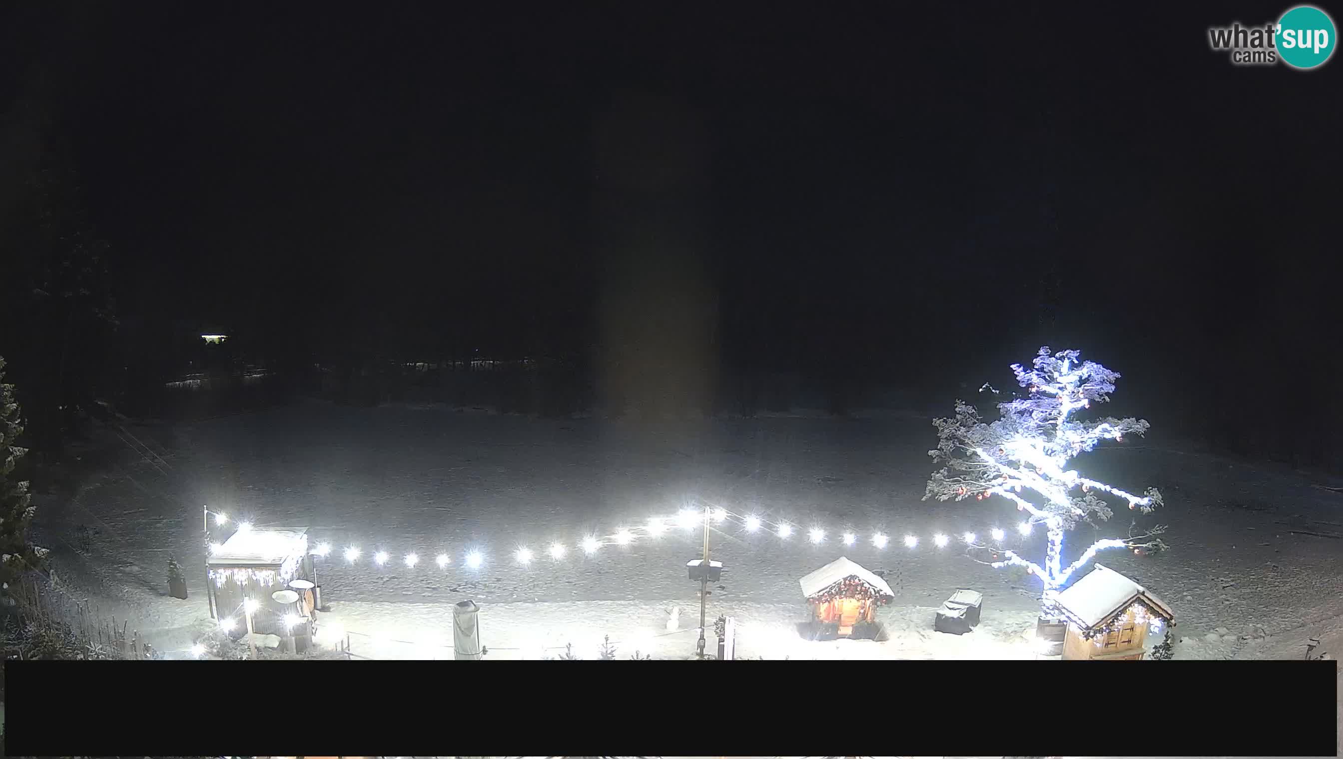 Spletna kamera v živo Jezero Jasna – Kranjska Gora