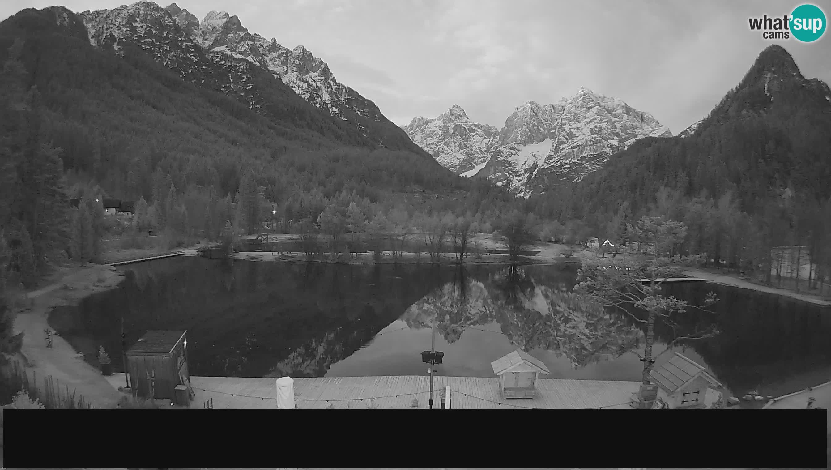 Web kamera uživo Jezero Jasna – Kranjska Gora – Slovenija