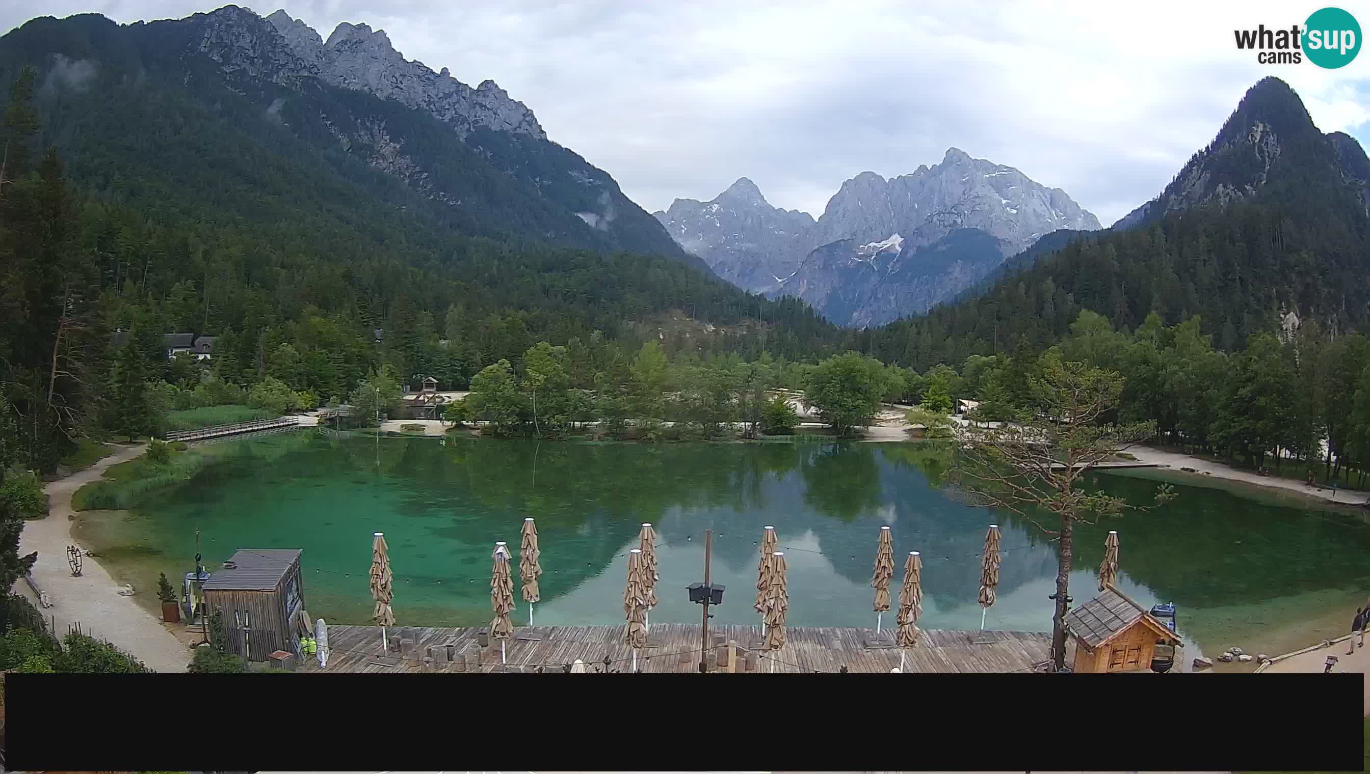 Spletna kamera v živo Jezero Jasna – Kranjska Gora