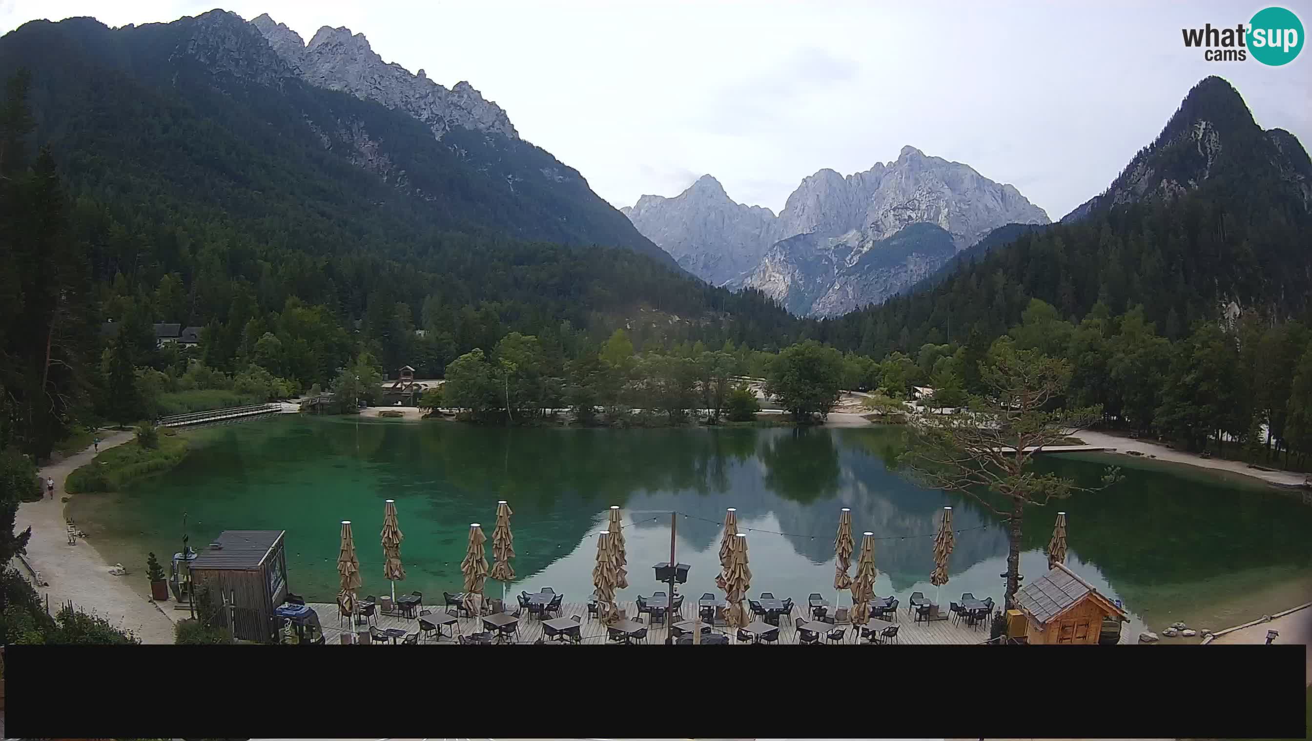 Spletna kamera v živo Jezero Jasna – Kranjska Gora