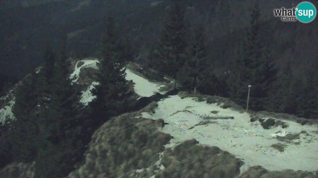 Spletna kamera Koča na Golici (1582 m) – Jesenice