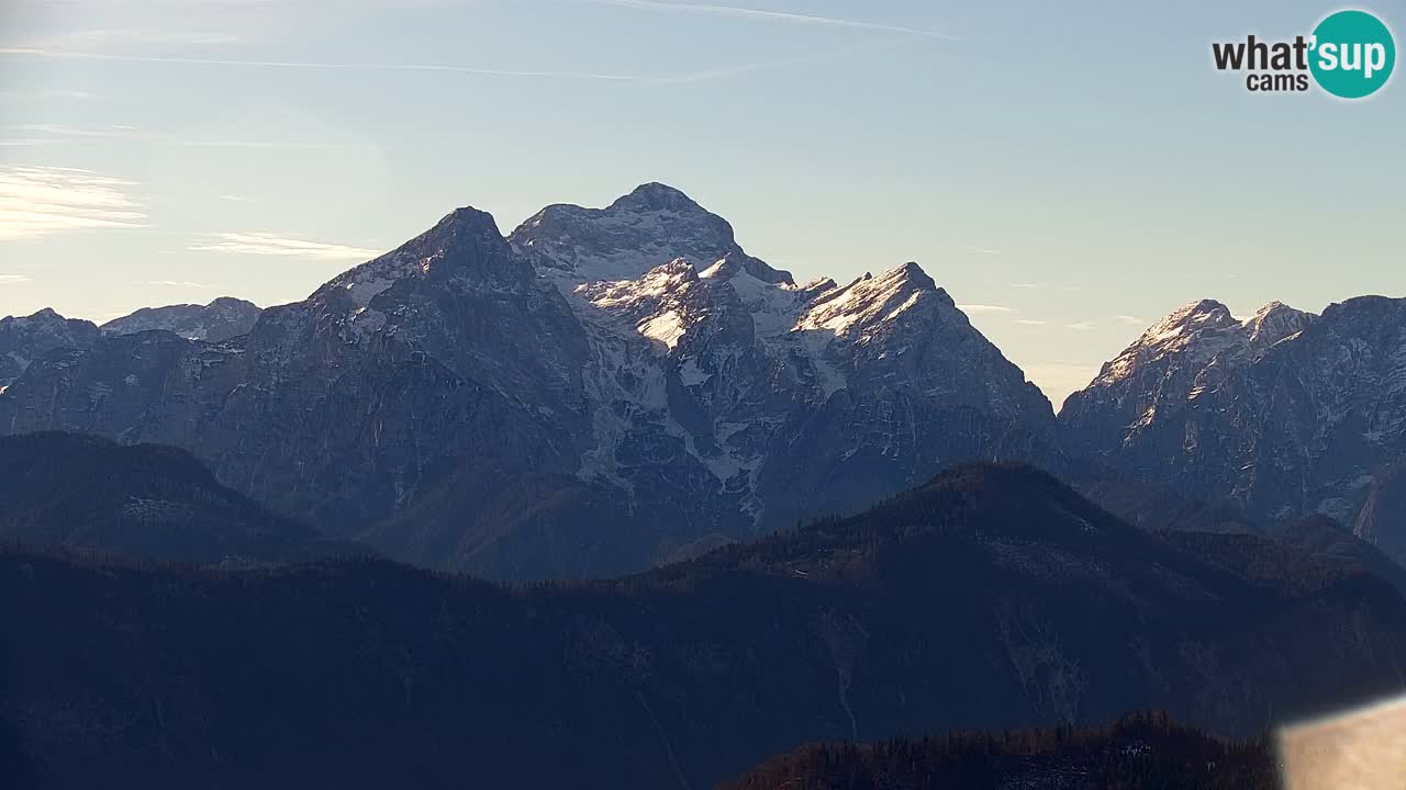 Spletna kamera Koča na Golici (1582 m) – Jesenice