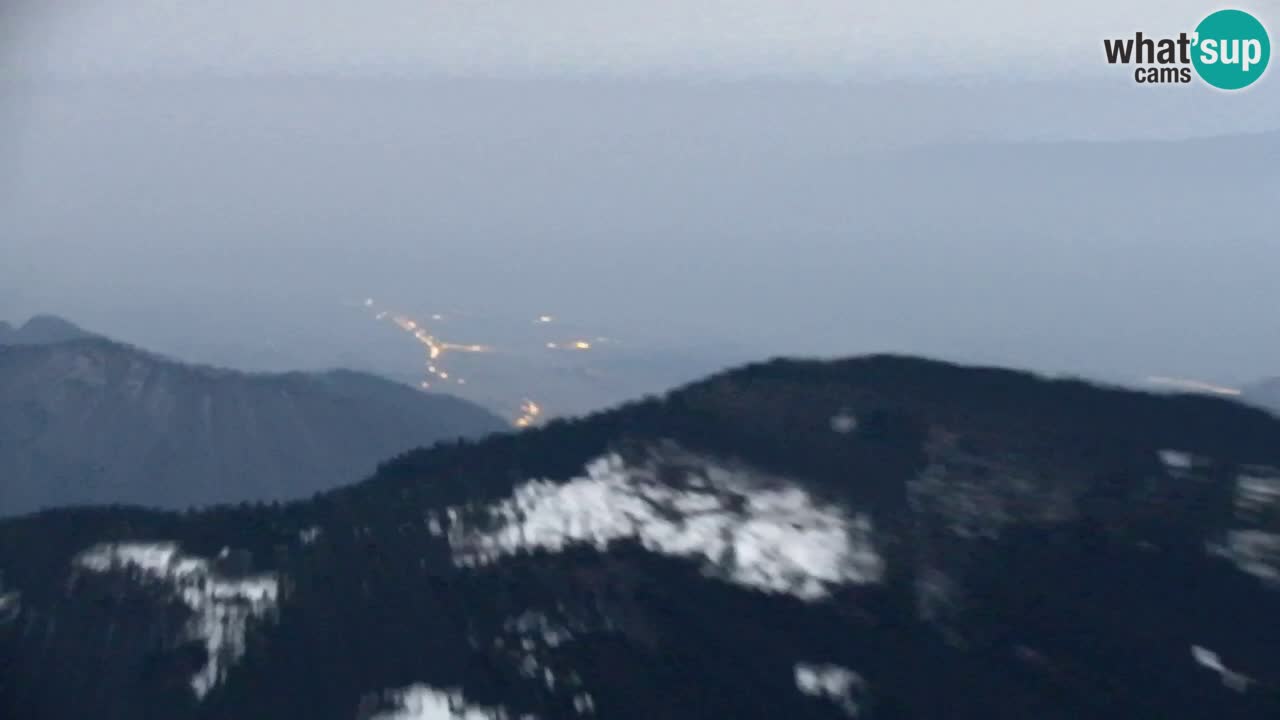 Spletna kamera Koča na Golici (1582 m) – Jesenice