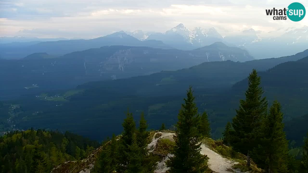 Web kamera Koča na Golici (1582 m) – Slovenija