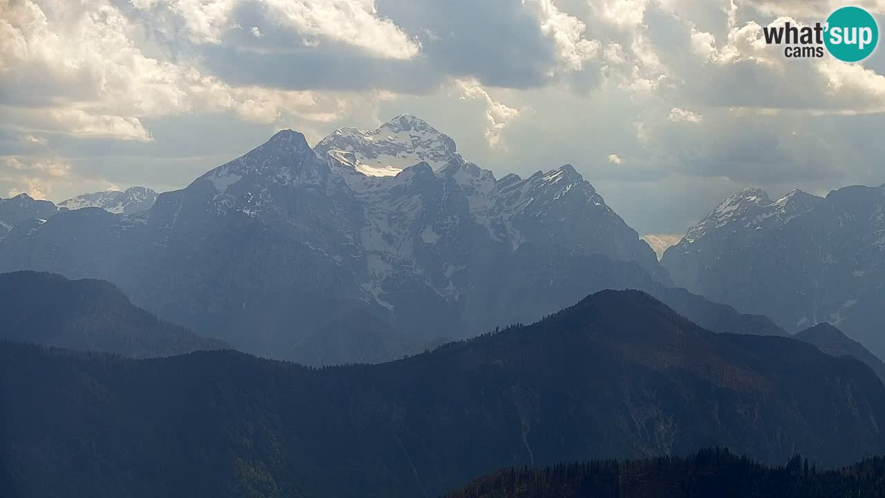 Spletna kamera Koča na Golici (1582 m) – Jesenice