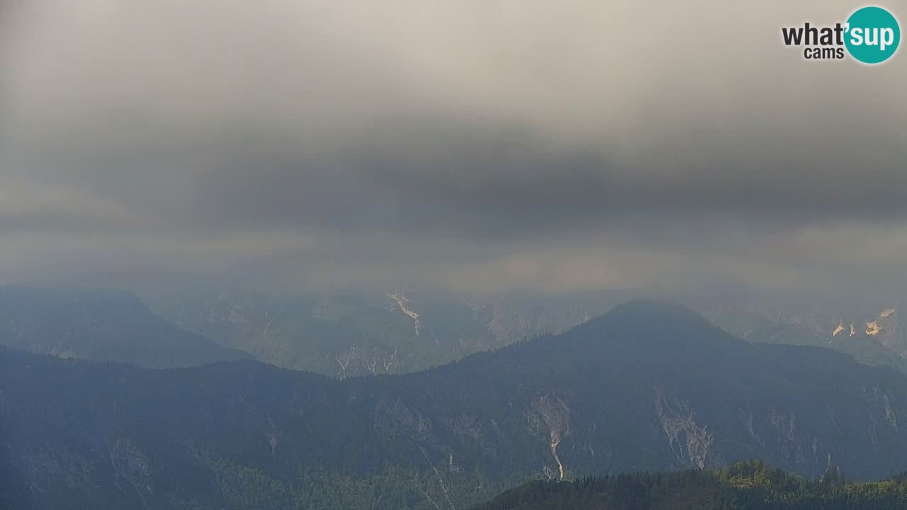 Spletna kamera Koča na Golici (1582 m) – Jesenice