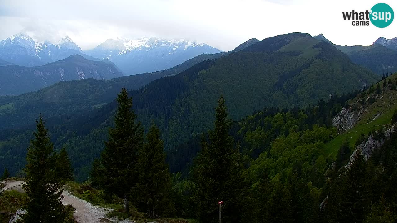 Spletna kamera Koča na Golici (1582 m) – Jesenice