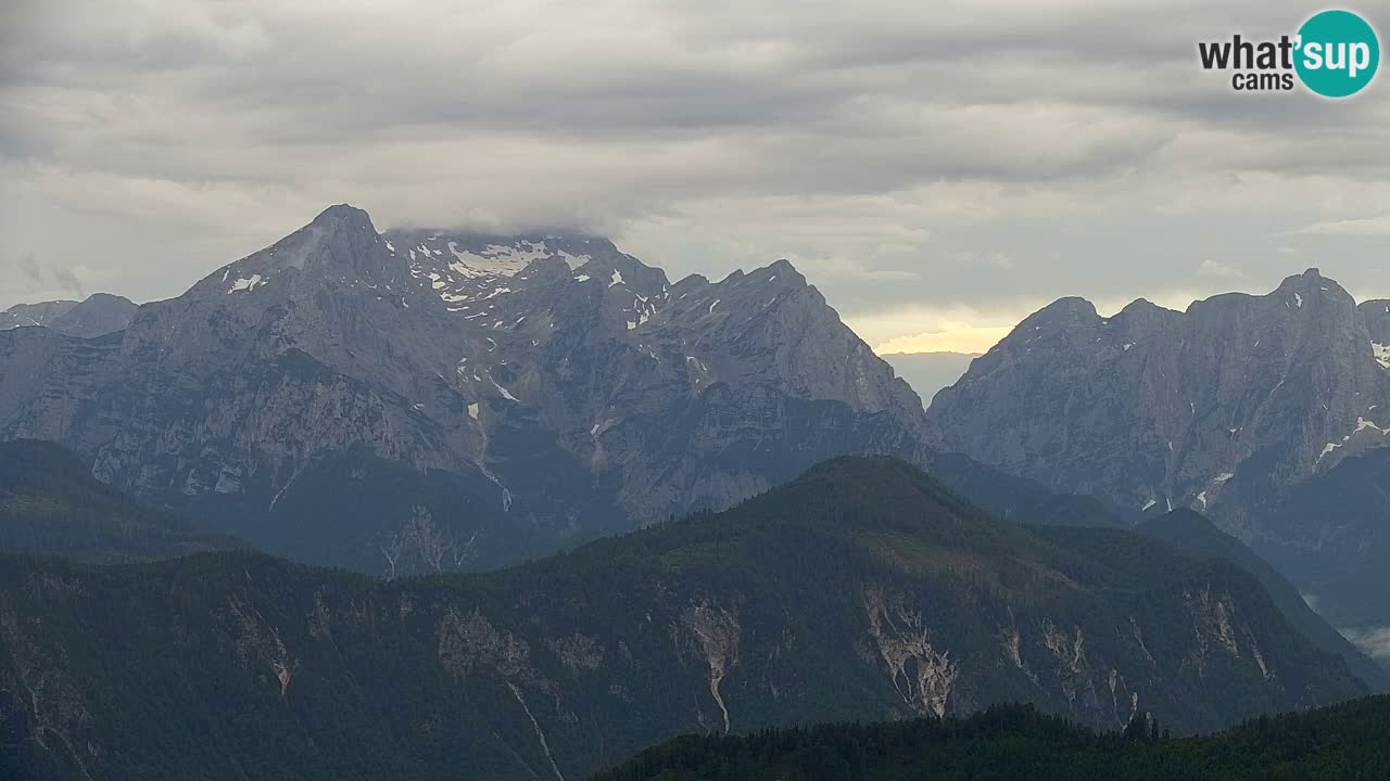 Spletna kamera Koča na Golici (1582 m) – Jesenice