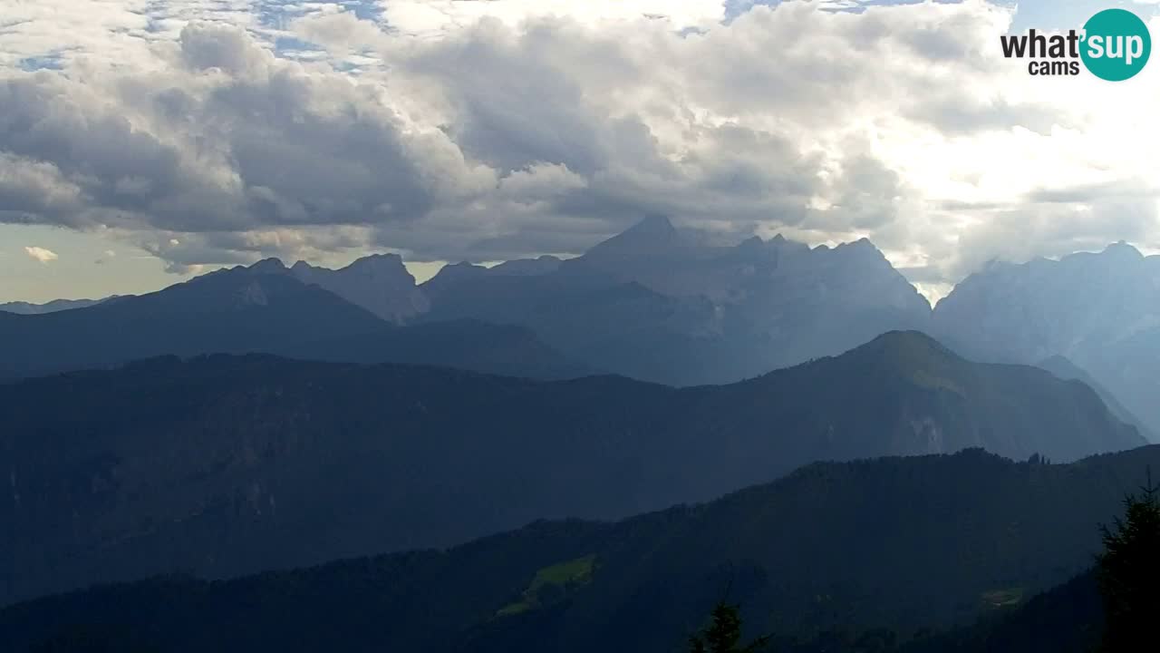 Webcam Koča na Golici (1582 m) – Slovenia