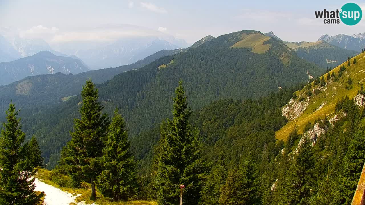 Spletna kamera Koča na Golici (1582 m) – Jesenice