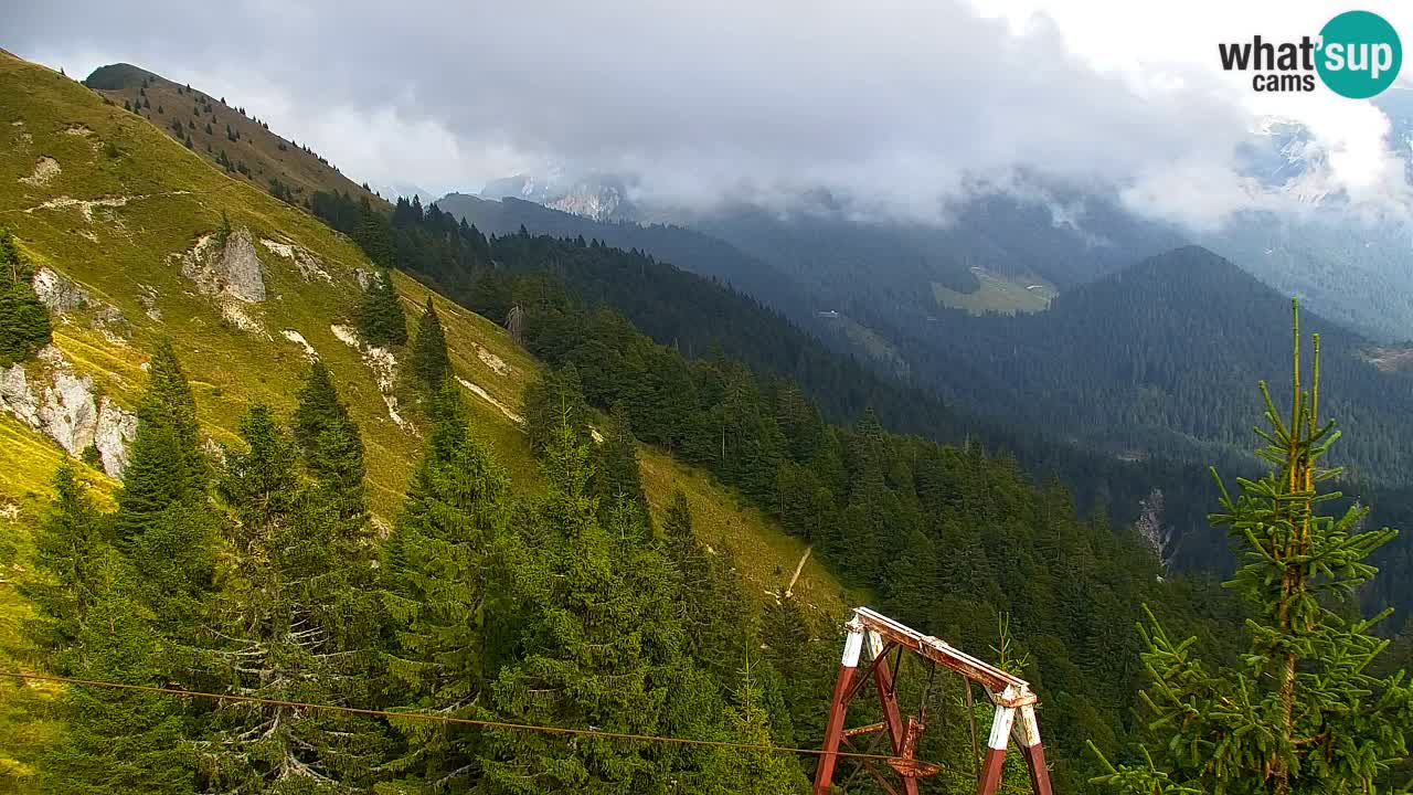Koča na Golici Webcam (1582 m) – Slowenien