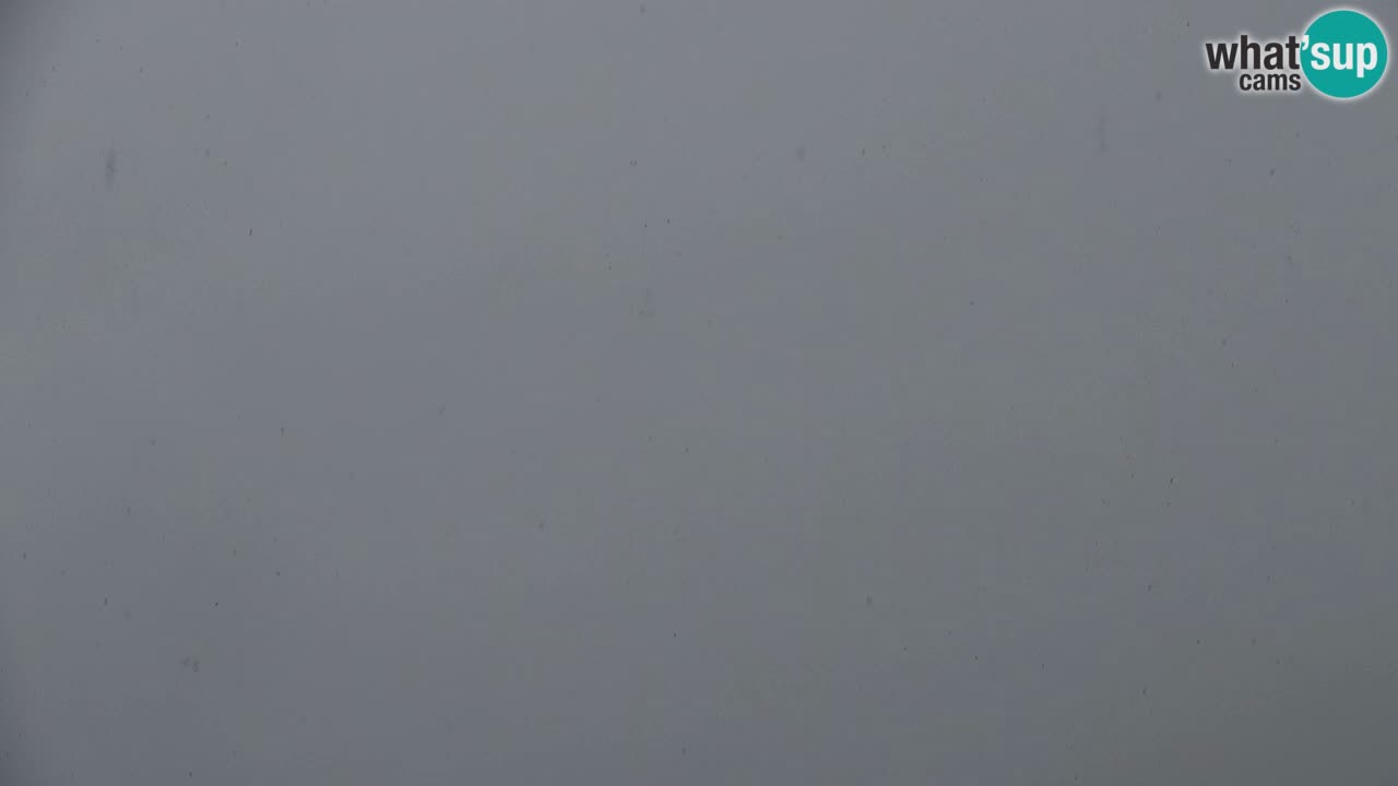 Spletna kamera Koča na Golici (1582 m) – Jesenice