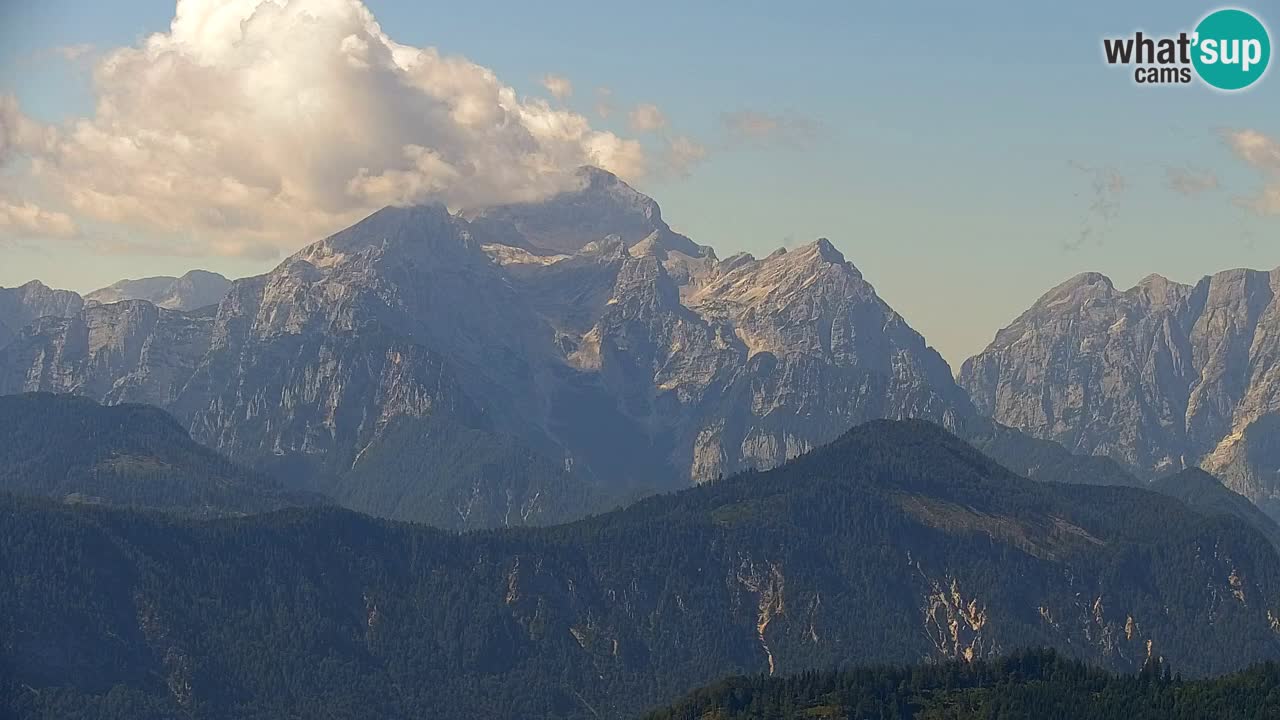 Spletna kamera Koča na Golici (1582 m) – Jesenice
