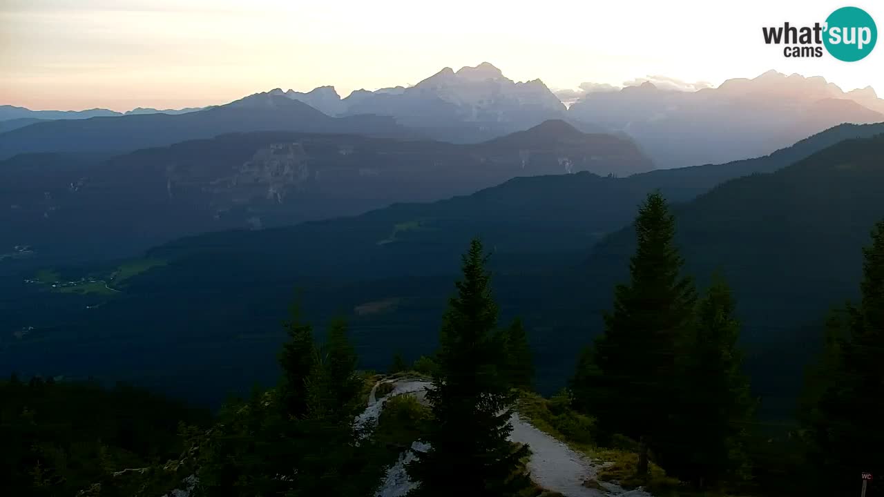 Webcam Koča na Golici (1582 m) – Slovenia