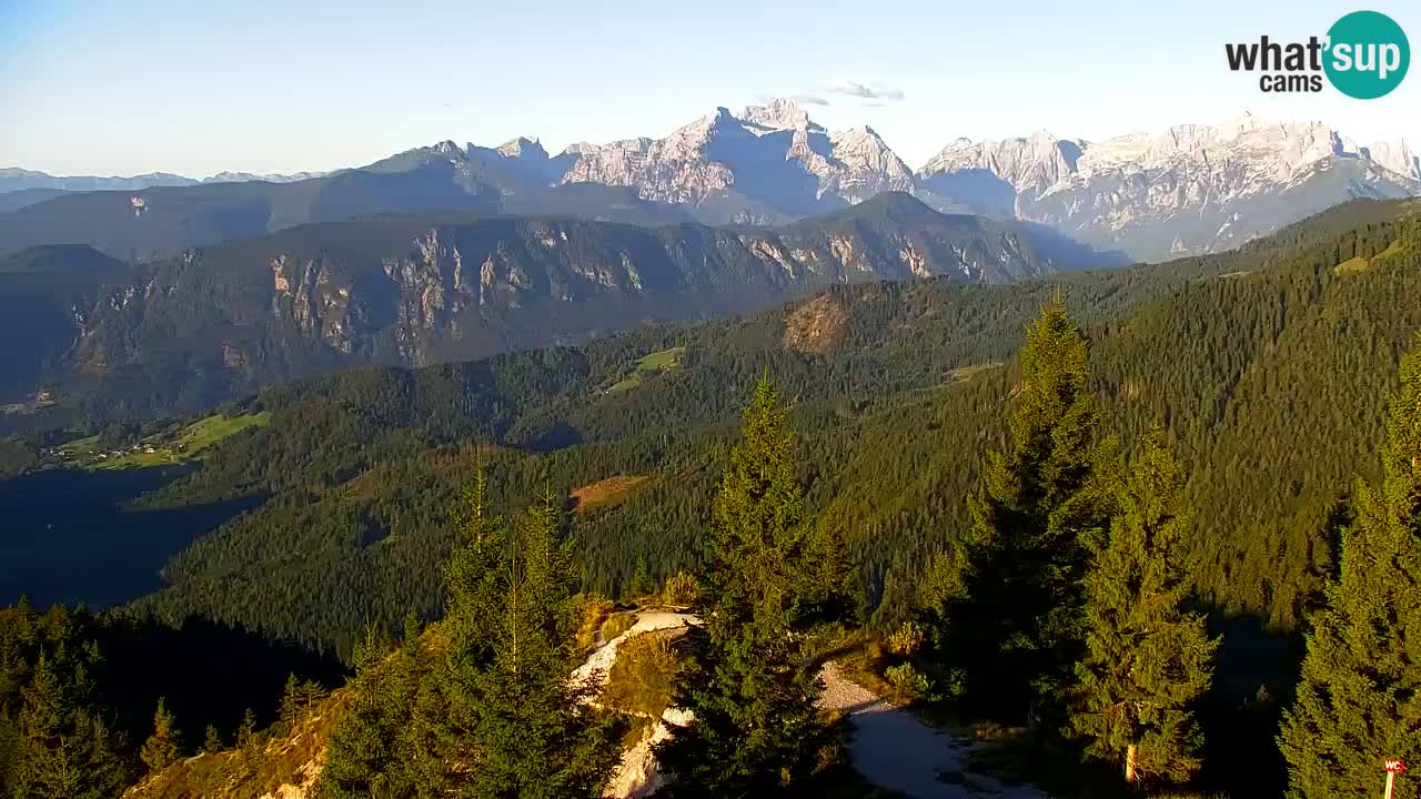 Webcam Koča na Golici (1582 m) – Slovenia