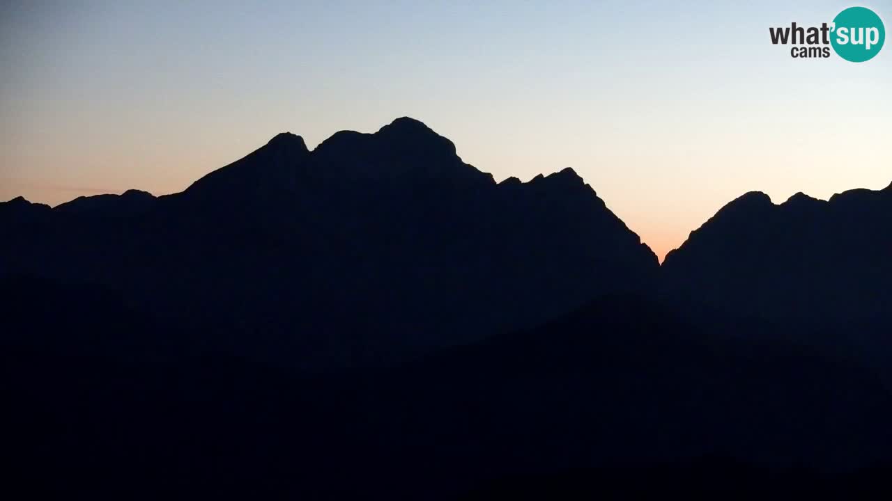 Spletna kamera Koča na Golici (1582 m) – Jesenice