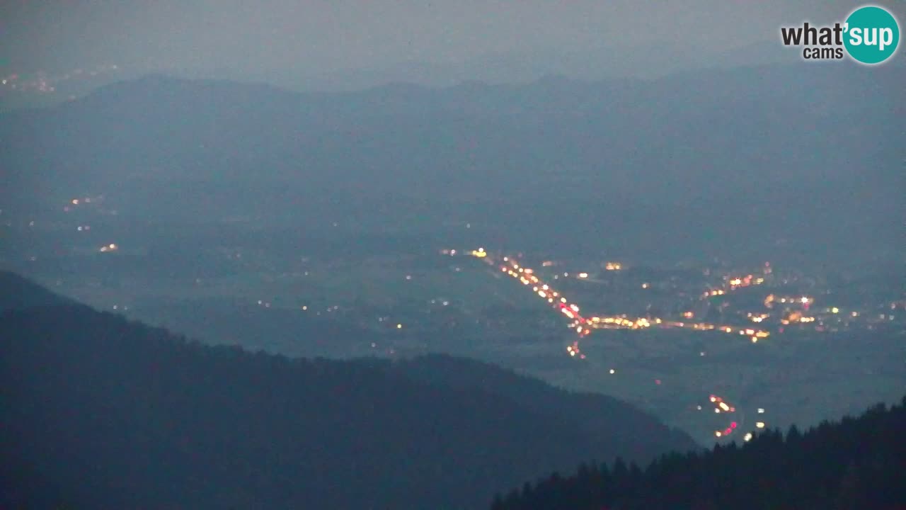 Spletna kamera Koča na Golici (1582 m) – Jesenice