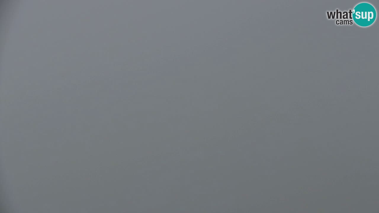 Spletna kamera Koča na Golici (1582 m) – Jesenice