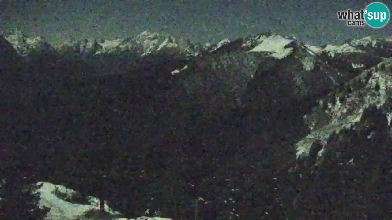 Spletna kamera Koča na Golici (1582 m) – Jesenice