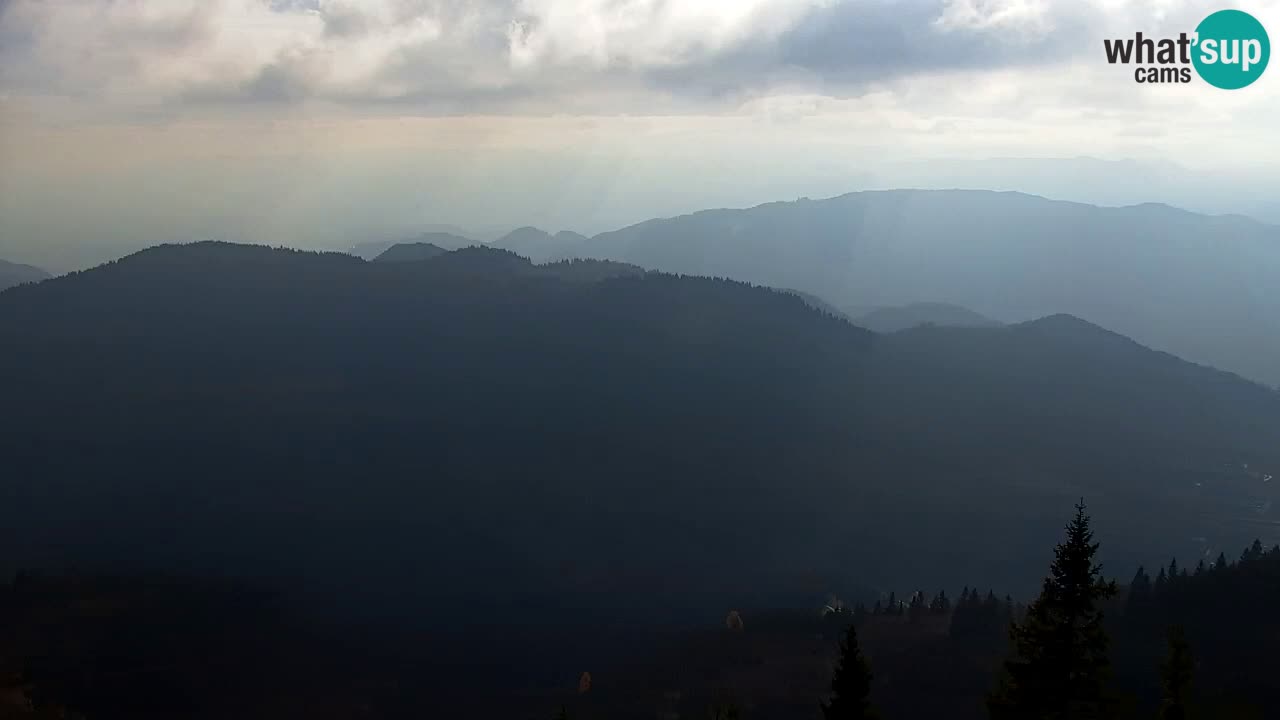 Web kamera Koča na Golici (1582 m) – Slovenija