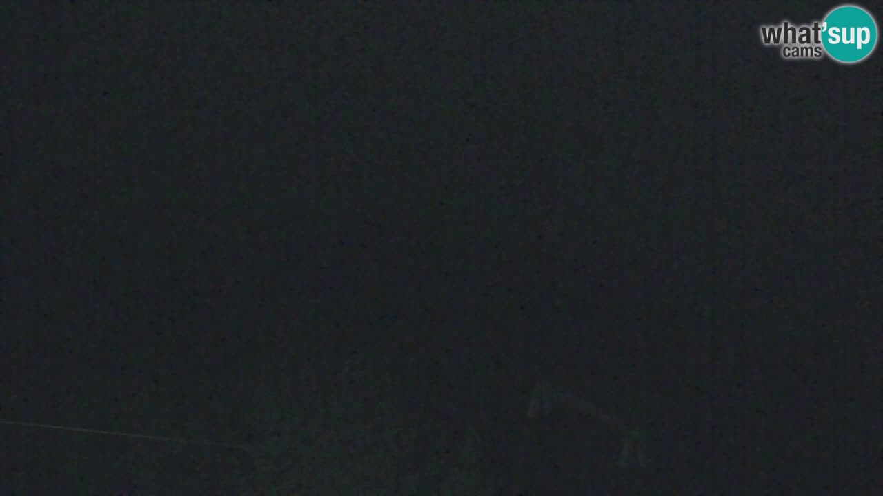 Spletna kamera Koča na Golici (1582 m) – Jesenice