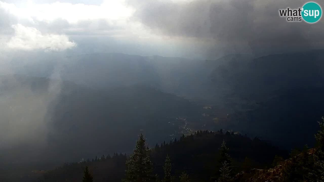 Spletna kamera Koča na Golici (1582 m) – Jesenice