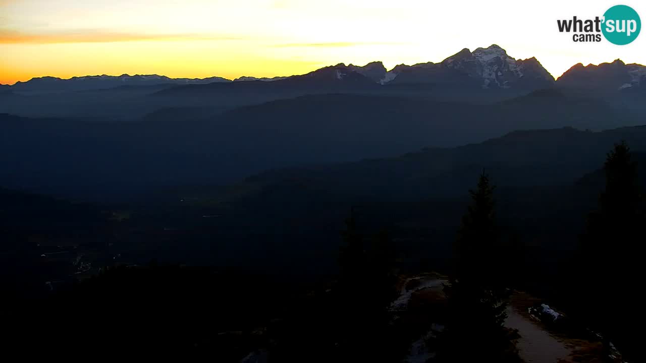 Web kamera Koča na Golici (1582 m) – Slovenija