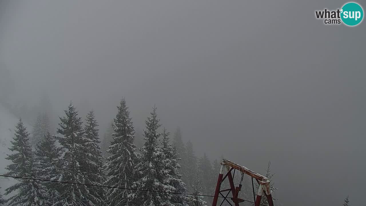 Spletna kamera Koča na Golici (1582 m) – Jesenice