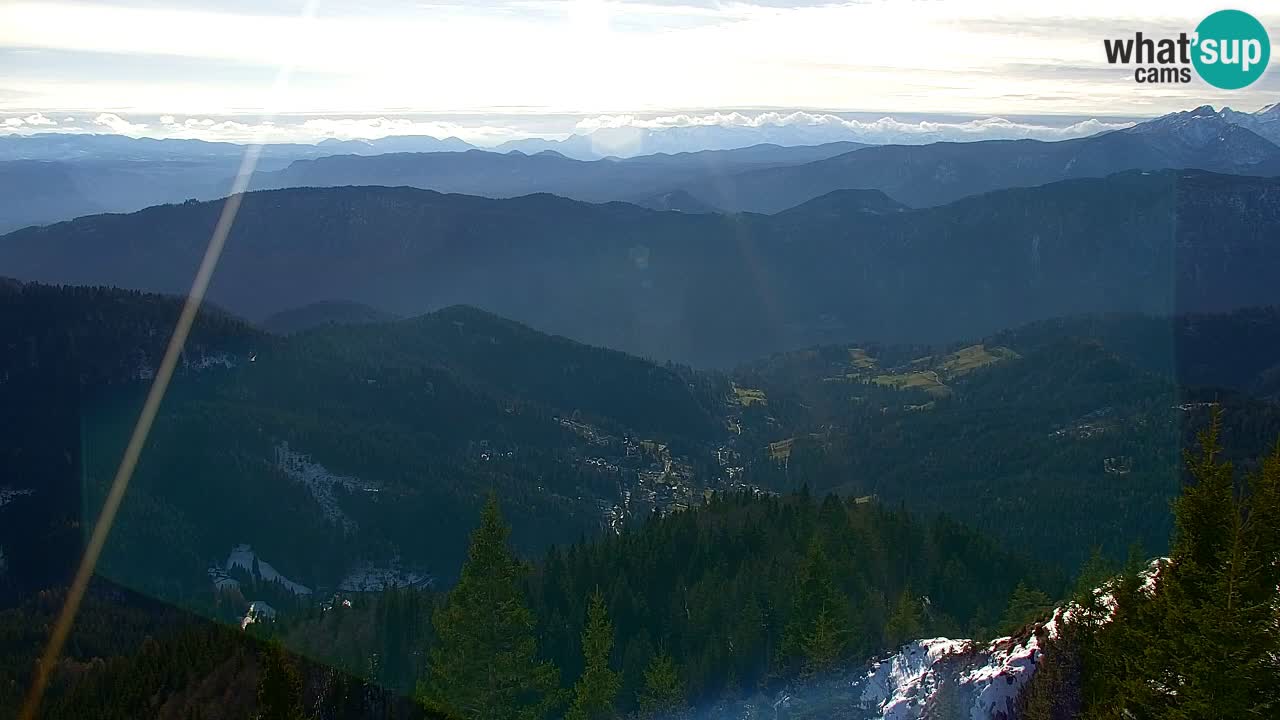 Spletna kamera Koča na Golici (1582 m) – Jesenice