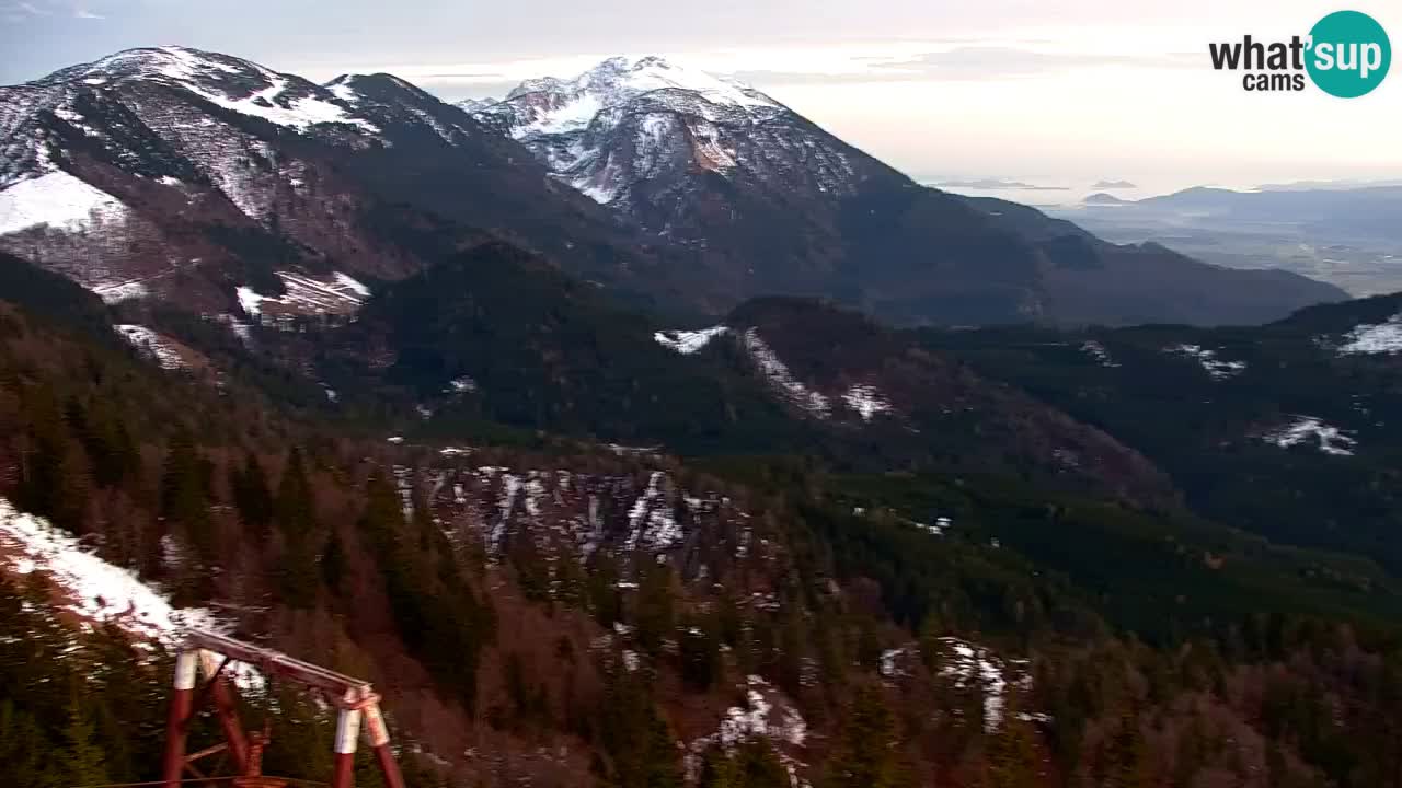 Web kamera Koča na Golici (1582 m) – Slovenija