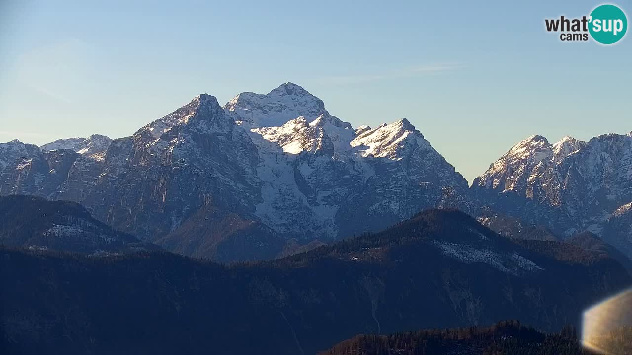 Spletna kamera Koča na Golici (1582 m) – Jesenice