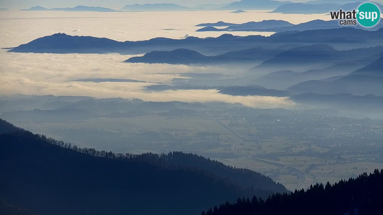 Spletna kamera Koča na Golici (1582 m) – Jesenice
