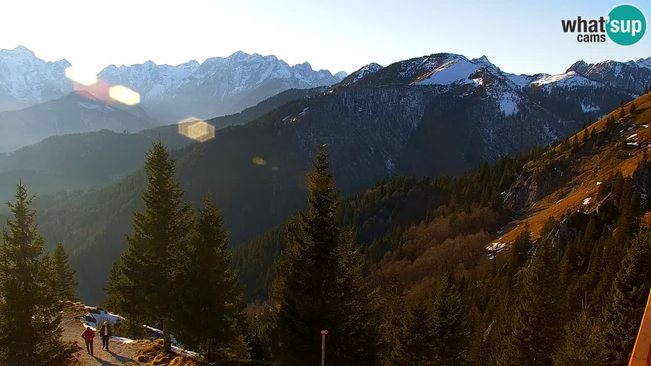 Webcam na Golici – Baita di montagna (1582 m) – Slovenia