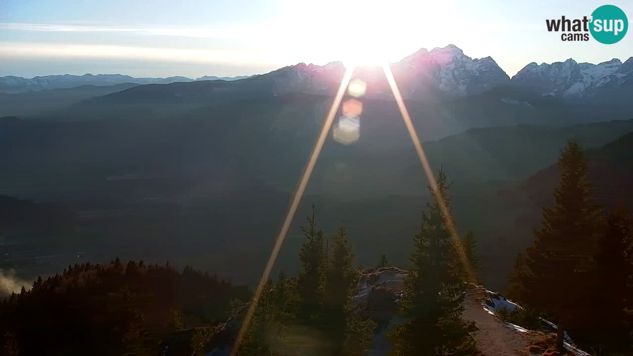 Spletna kamera Koča na Golici (1582 m) – Jesenice