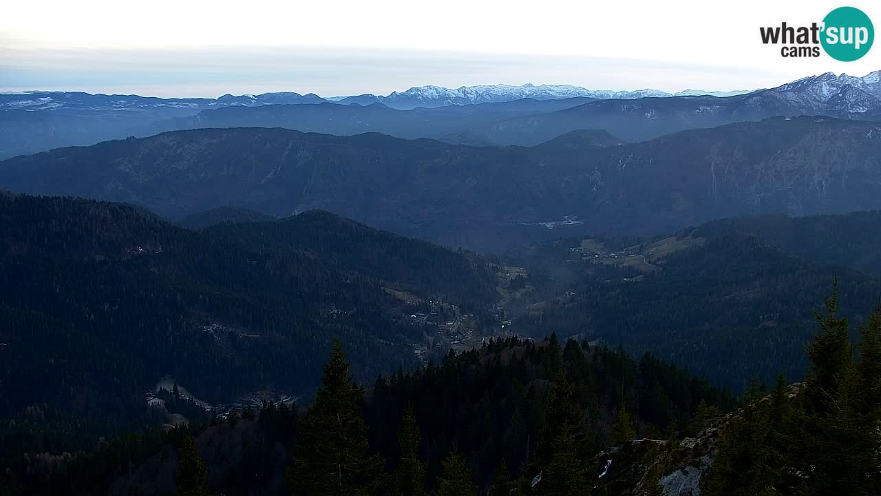 Koča na Golici Webcam (1582 m) – Slowenien