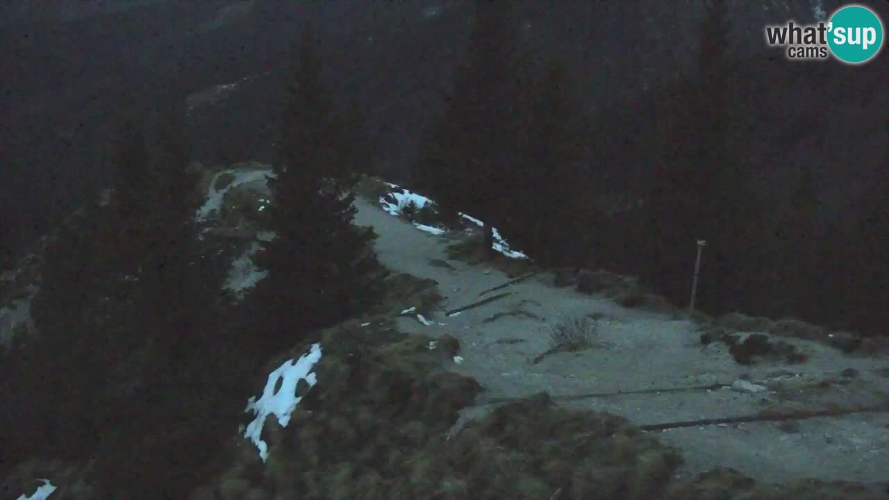 Spletna kamera Koča na Golici (1582 m) – Jesenice