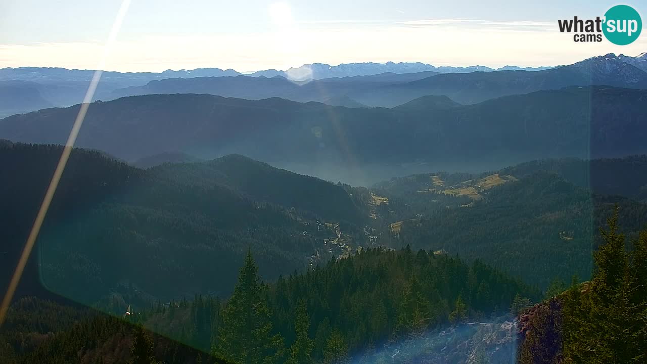 Koča na Golici Webcam (1582 m) – Slowenien