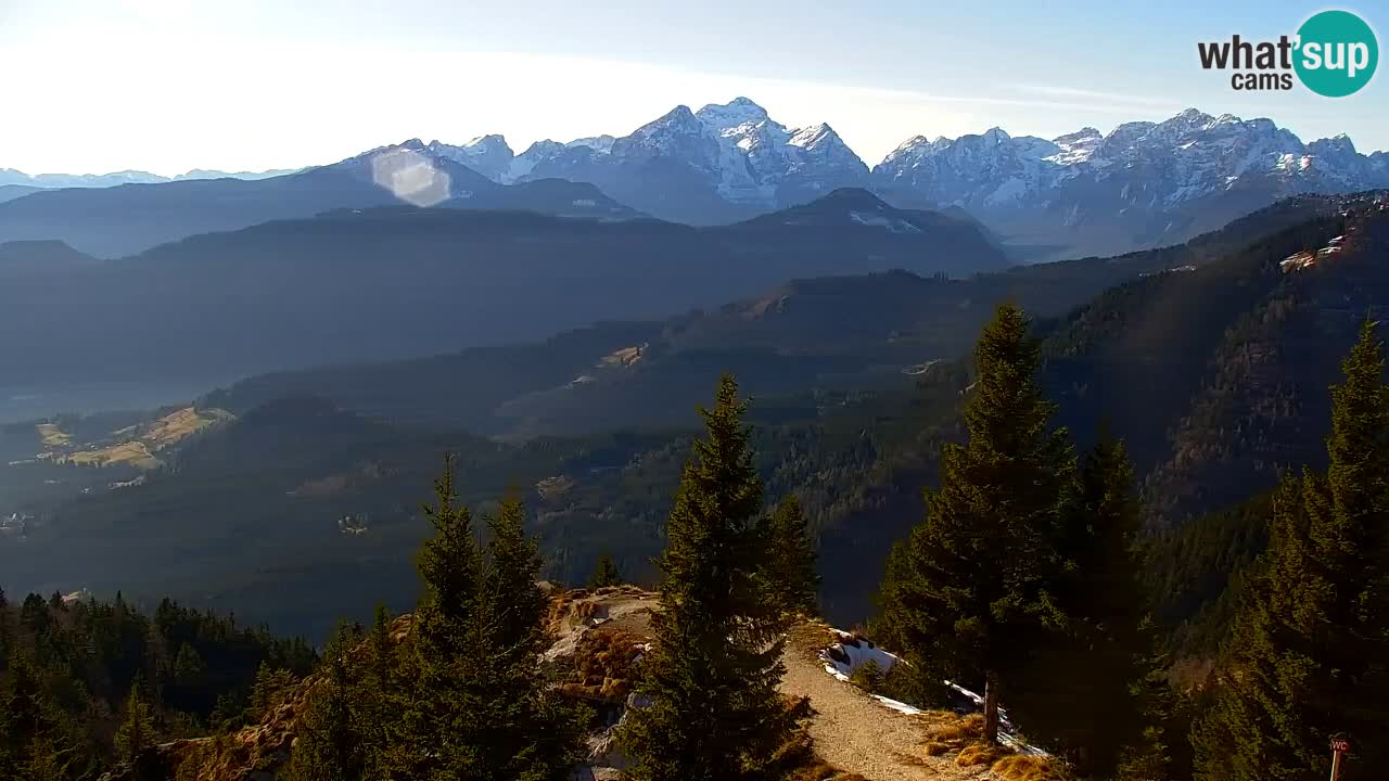 Webcam Koča na Golici (1582 m) – Slovenia