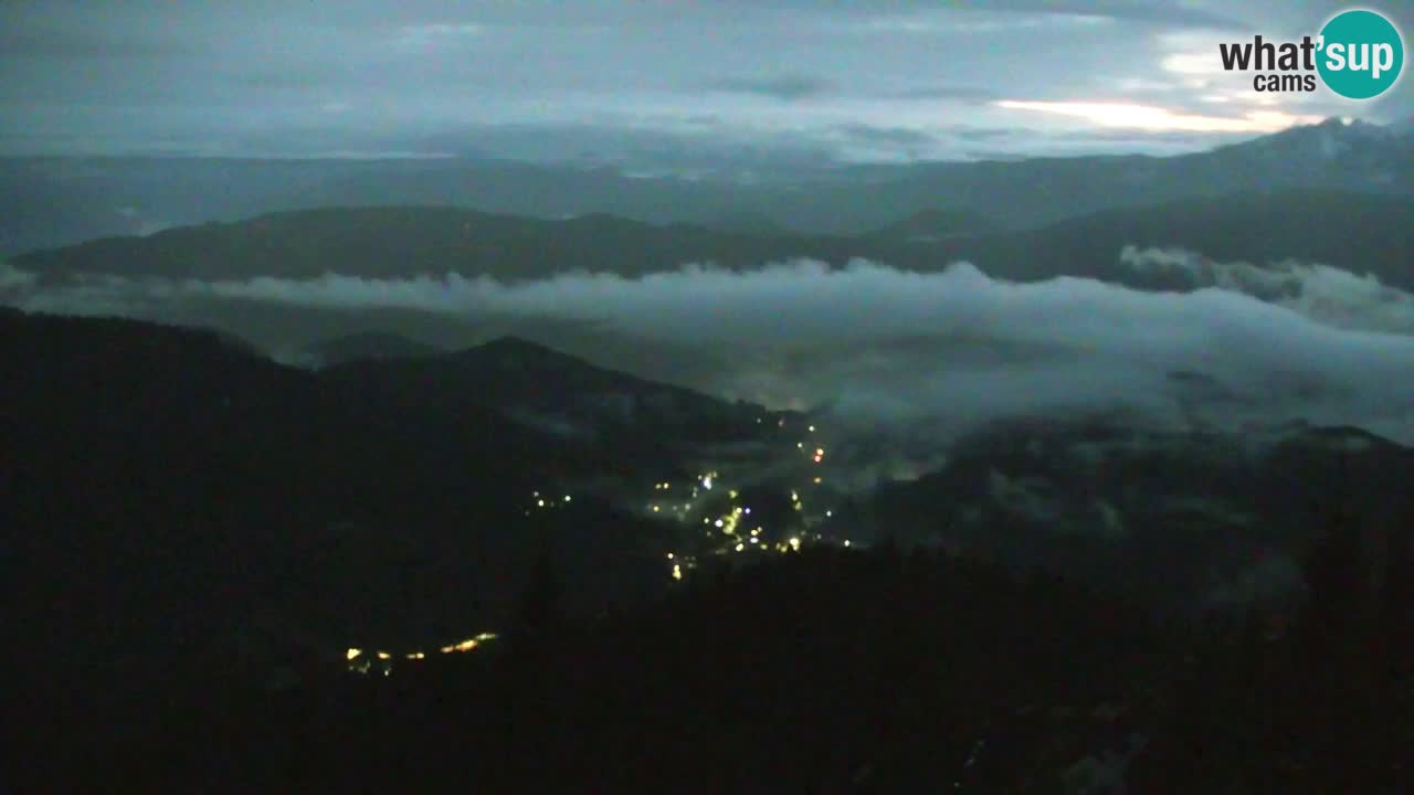 Koča na Golici Webcam (1582 m) – Slowenien