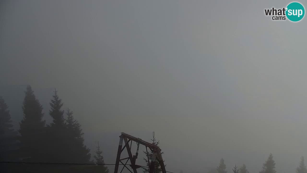 Web kamera Koča na Golici (1582 m) – Slovenija