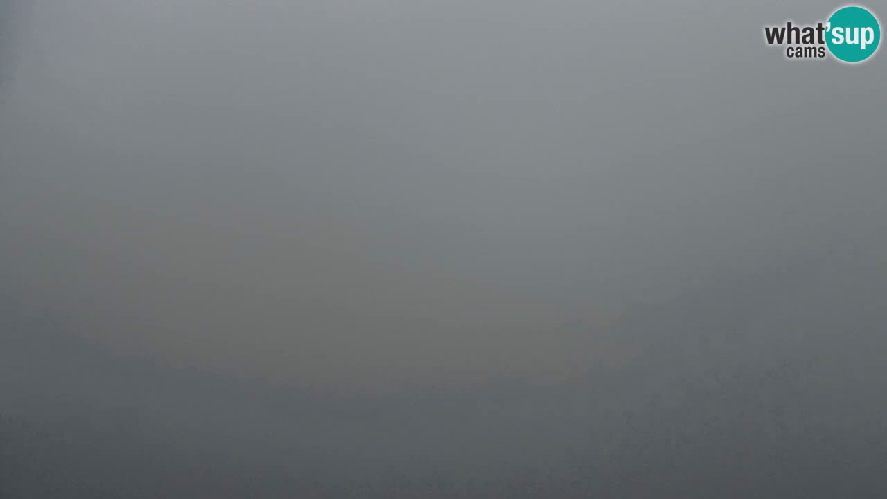 Koča na Golici Webcam (1582 m) – Slowenien