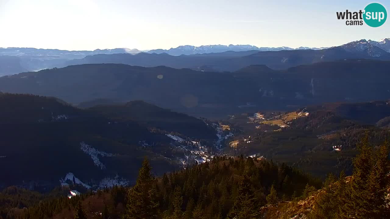 Koča na Golici Webcam (1582 m) – Slowenien