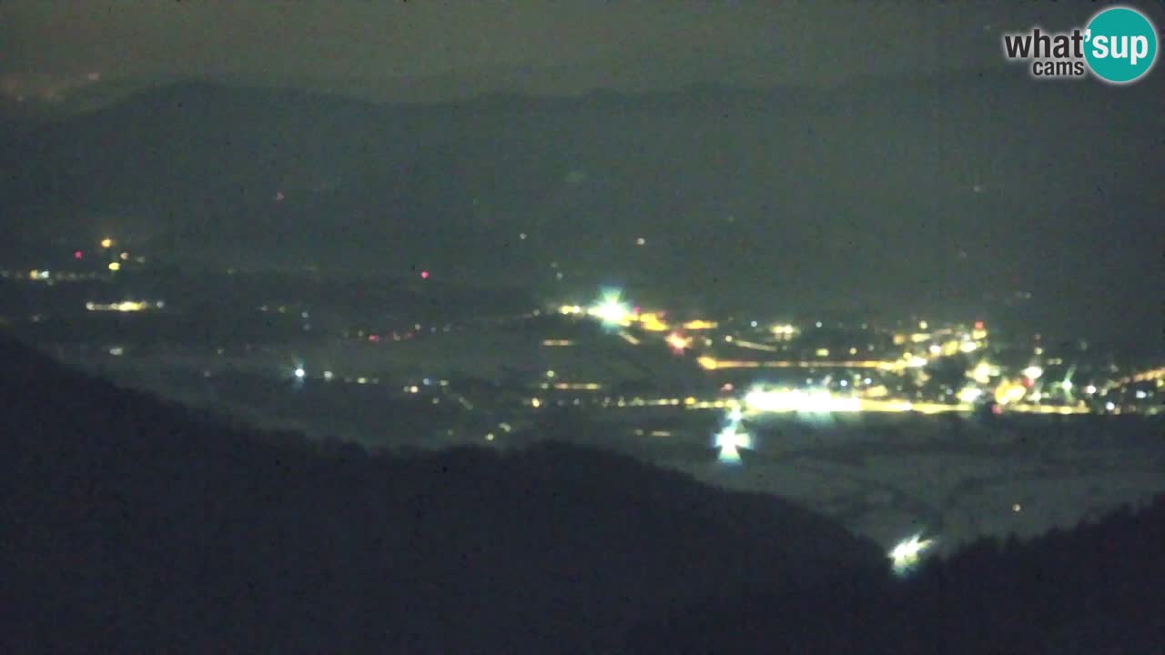 Koča na Golici Webcam (1582 m) – Slowenien