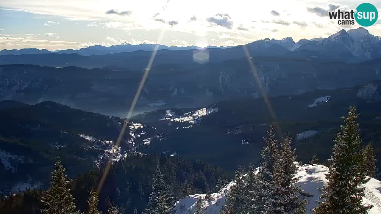 Spletna kamera Koča na Golici (1582 m) – Jesenice