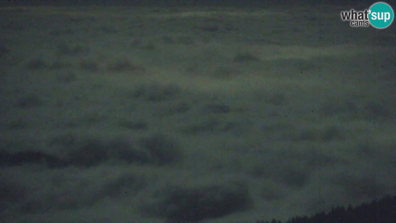 Spletna kamera Koča na Golici (1582 m) – Jesenice