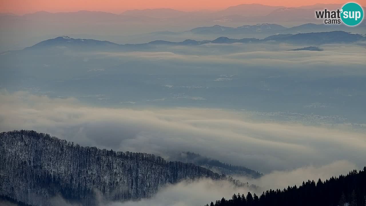 Koča na Golici Webcam (1582 m) – Slowenien