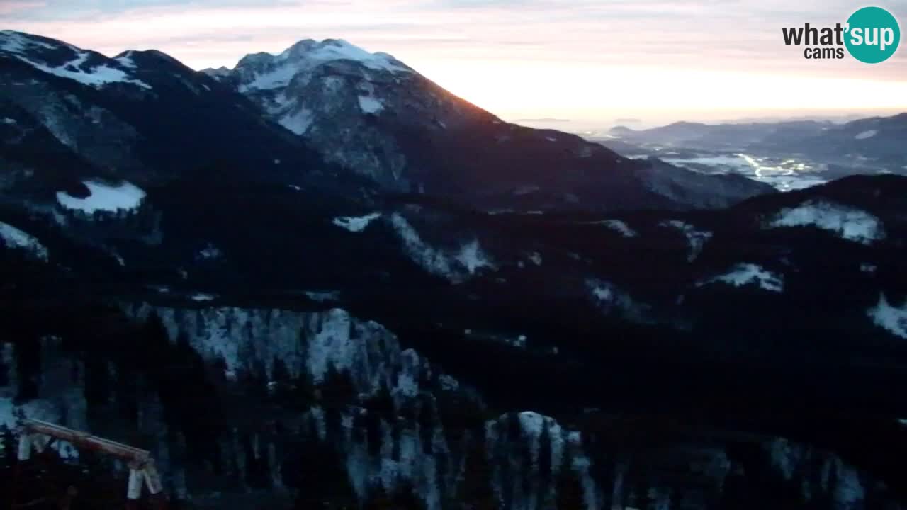 Koča na Golici Webcam (1582 m) – Slowenien