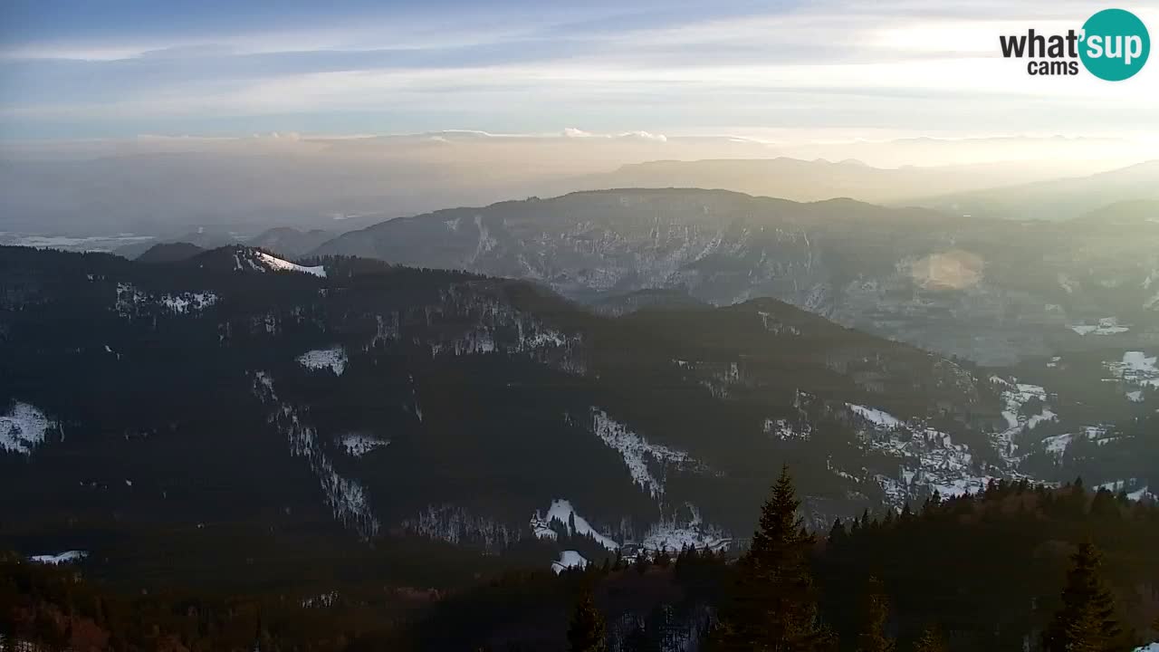 Web kamera Koča na Golici (1582 m) – Slovenija