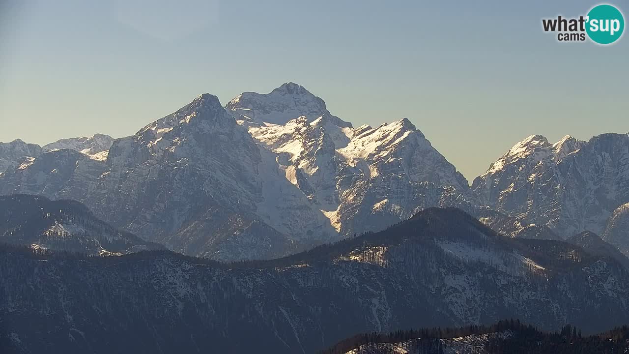 Spletna kamera Koča na Golici (1582 m) – Jesenice
