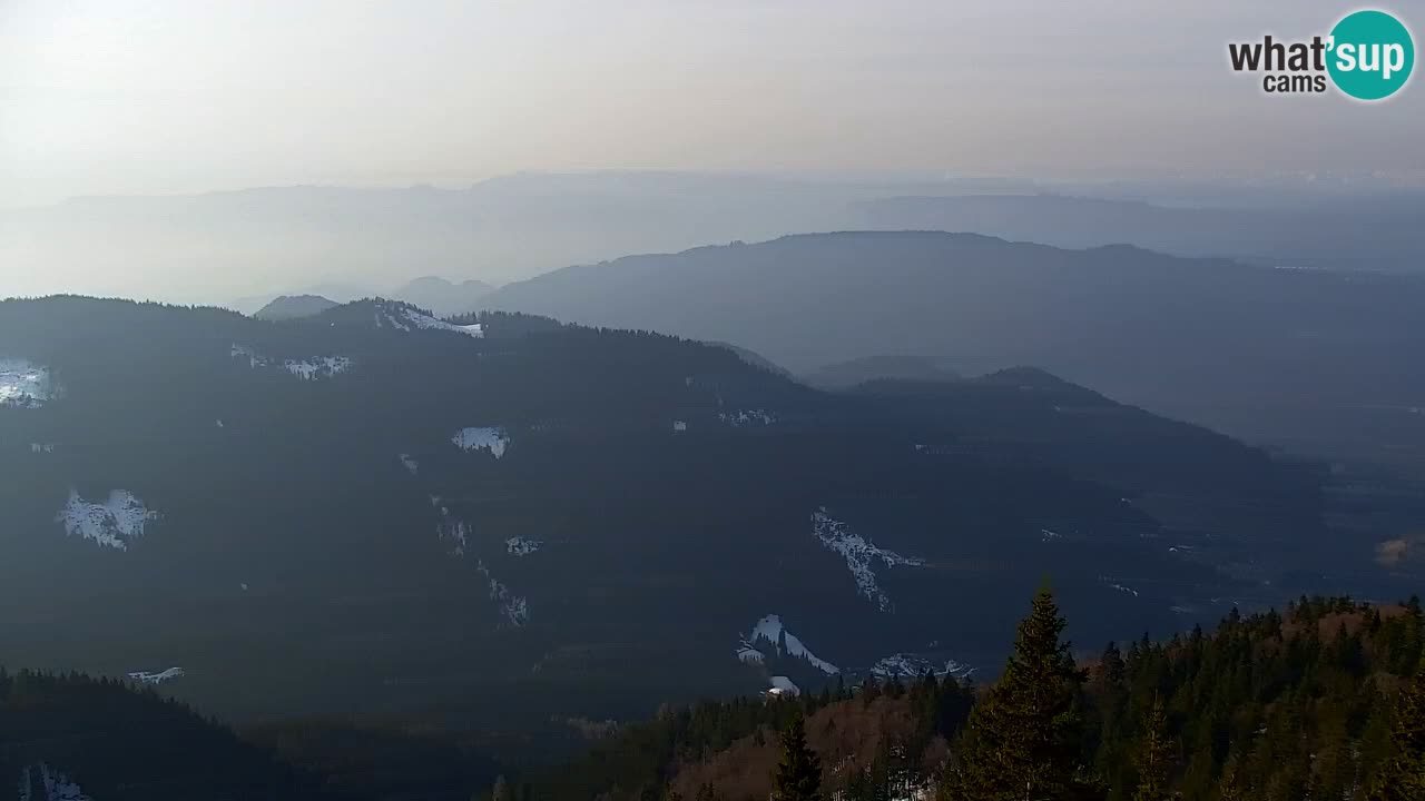 Koča na Golici Webcam (1582 m) – Slowenien
